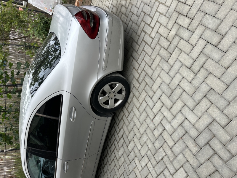 Foto 3 - Shes E klas 220 cdi, nafte, viti 2003 autokatik, 3000 €. 