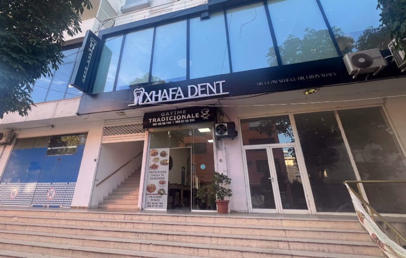 Foto 1 - Xhafa Dent – Nje buzeqeshje e shendetshme qellimi i punes sone