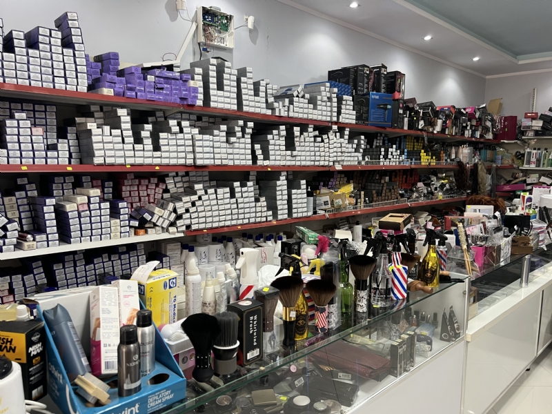 Foto 4 - Global Cosmetic Shop produkte dhe pajisje per parukeri estetike dhe berbere