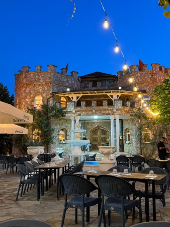 Foto 1 - Restaurant illyria - Ne qender te Sllupcanit