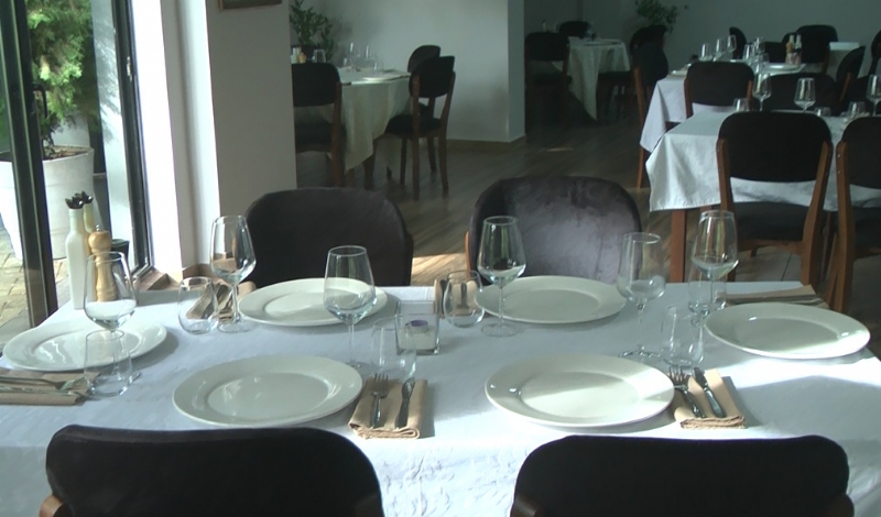 Foto 4 - Clandestino Hotel Ristorante Bar – ku cdo pjate tregon shijen e detit