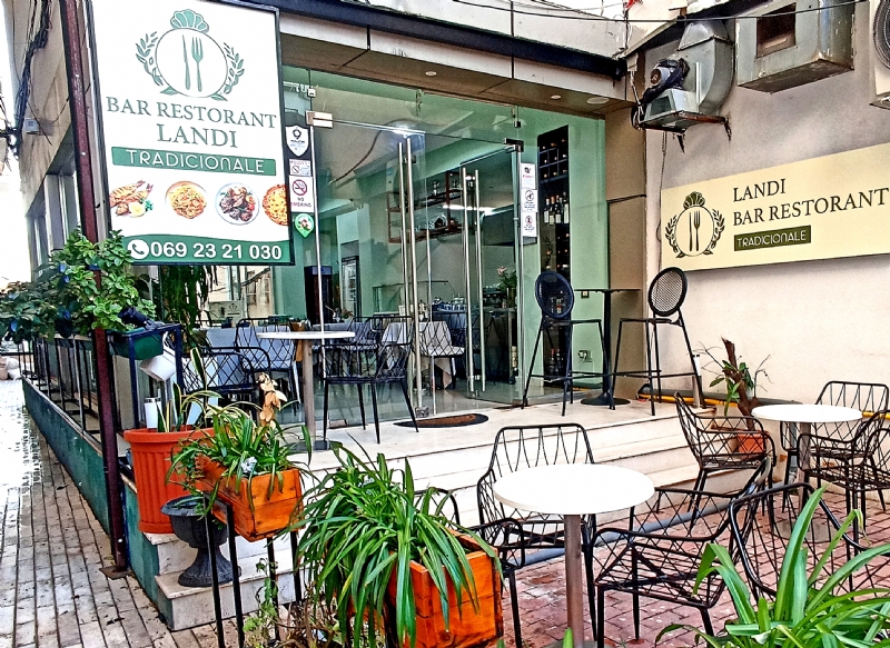 Foto 1 - Landi Bar Restorant ne Durres - Albanian Traditional Food