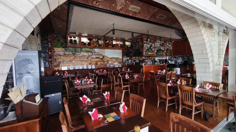 Foto 3 - Restaurant Centrali — zgjidh stilin qe te pershtatet me shume: