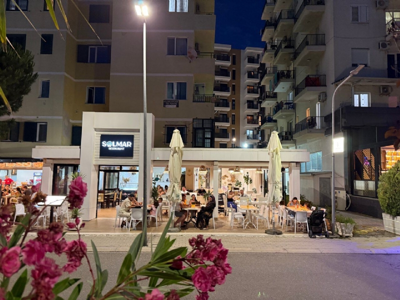 Foto 2 - Solmar Restorant Shengjin – Shija e detit ne Shetitoren Wilson Shengjin
