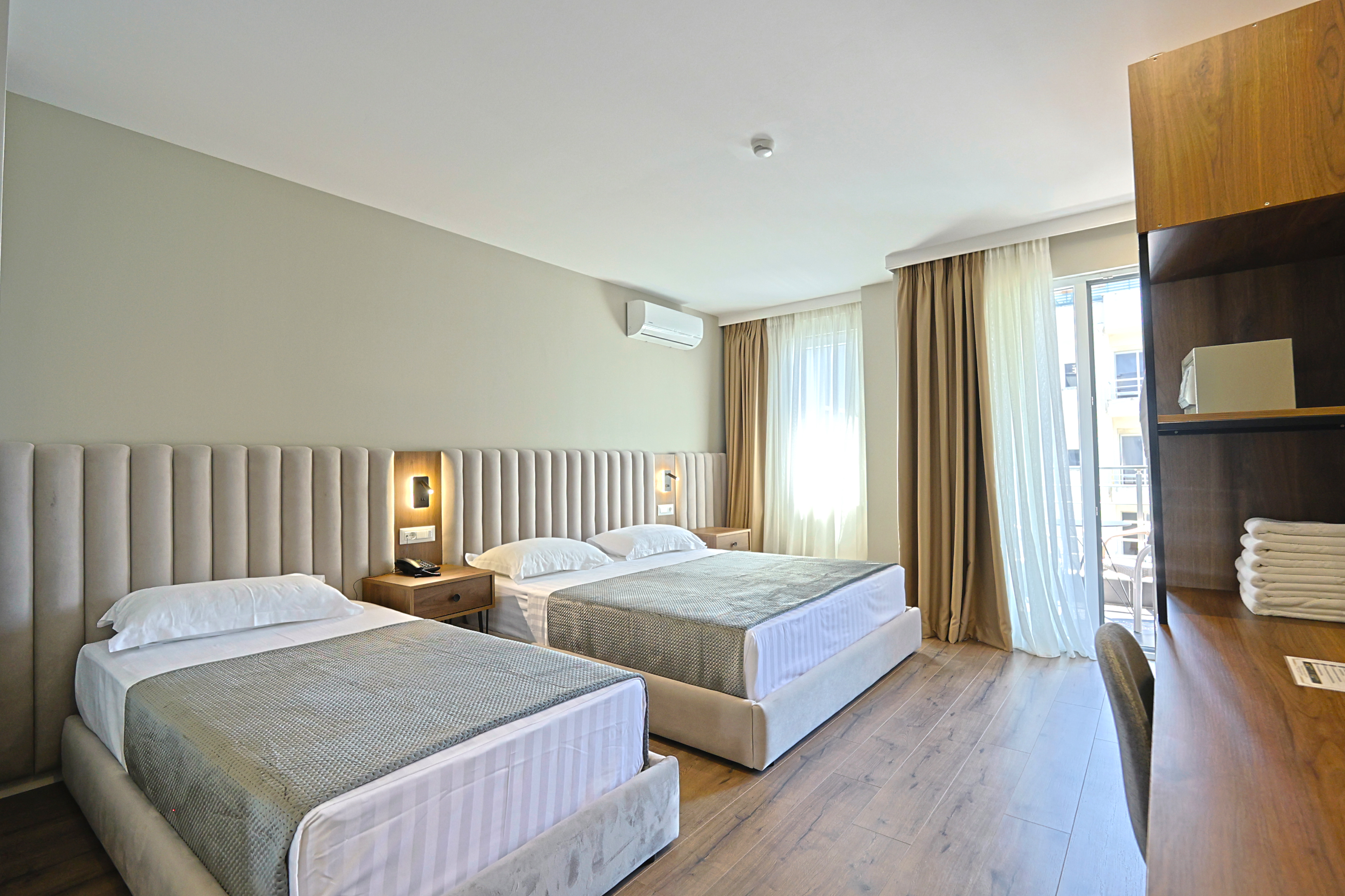 Foto 4 - Ajsel Hotel – Luks rehati dhe pamje magjike te Adriatikut